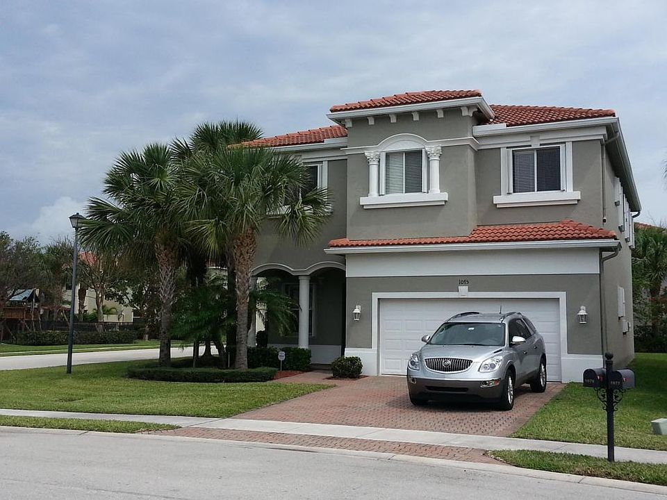 1st image of 1075 Grove Park Cir