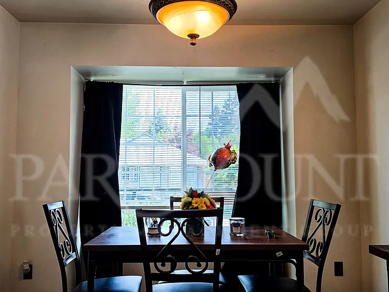 515 Forest Park St — Photo 3