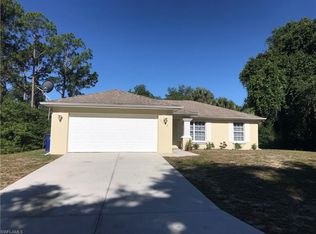 1707 Lincoln Ave, Lehigh Acres, FL 33972