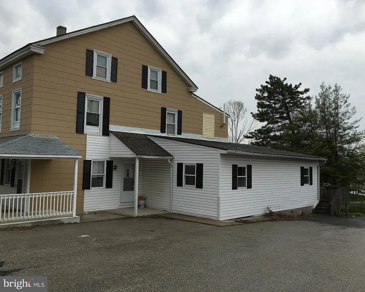 2 bed, 2529 sqft, $1,750 — Photo 4
