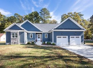 508 Link Rd, Yorktown, VA 23692