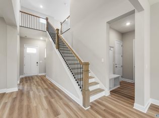 8197 Goose Ridge Dr, Owens Cross Roads, AL 35763