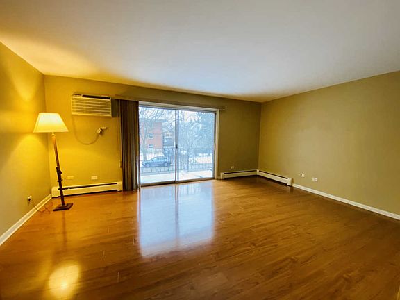 3rd image of 27 S Waiola Ave APT 202