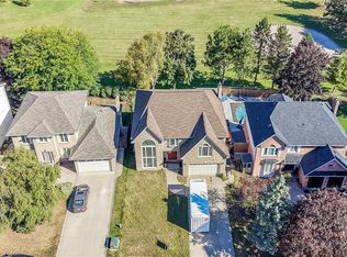 196 Bluebell Cres, Hamilton, ON L9K1B9