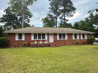 108 Barnett Dr, Bishopville, SC 29010