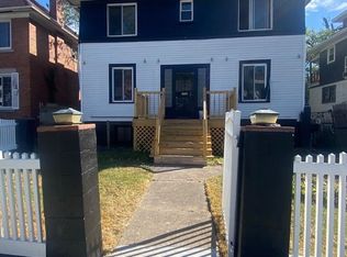 909 Burlingame St, Detroit, MI