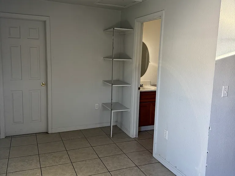 177-181 Hampton Rd #179 — Photo 9