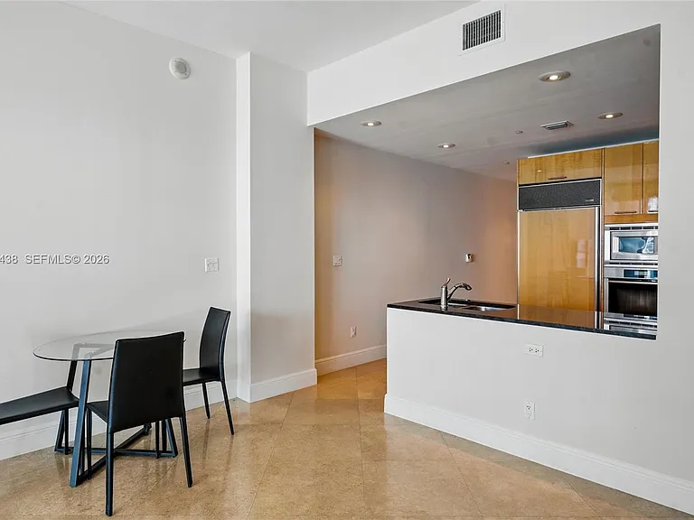 6799 Collins Ave #401 — Photo 16