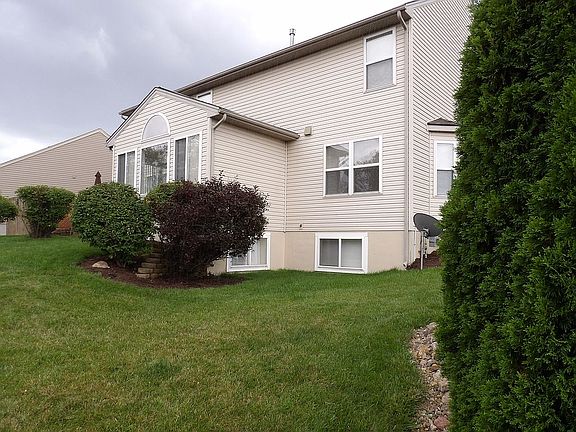 4th image of 10664 Nestling Dr