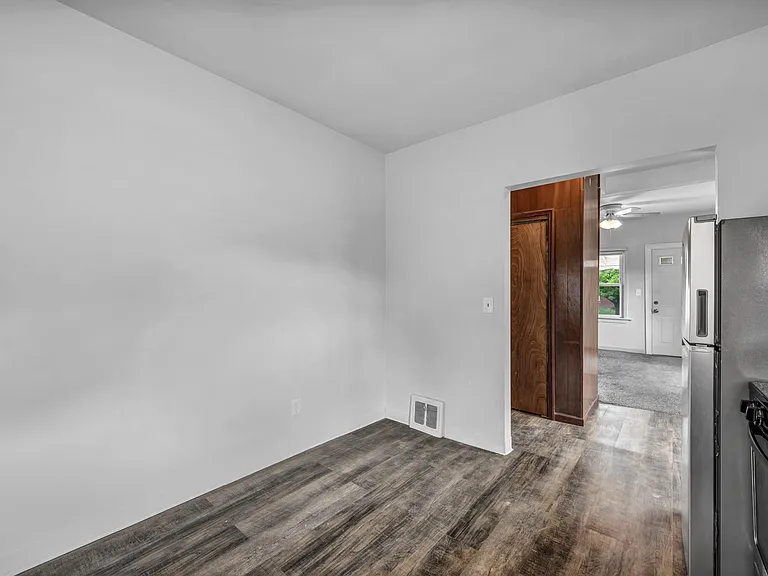 20830 Trebec Ave — Photo 4