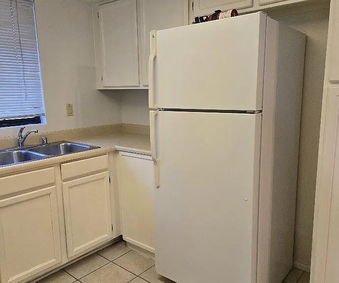 1905 E University Dr #102 — Photo 5