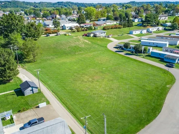 S 9th St, Byesville, OH 43723