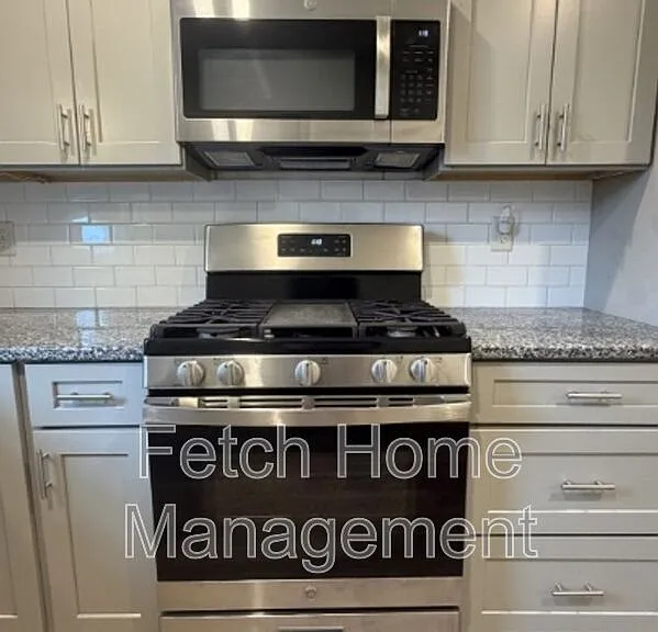 34 N Lee St — Photo 13