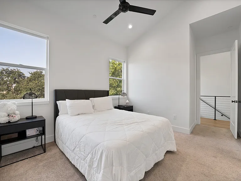 2139 Mail Ave #102 — Photo 25
