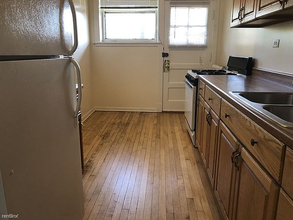 5th image of 7066 N Ashland Blvd #3W