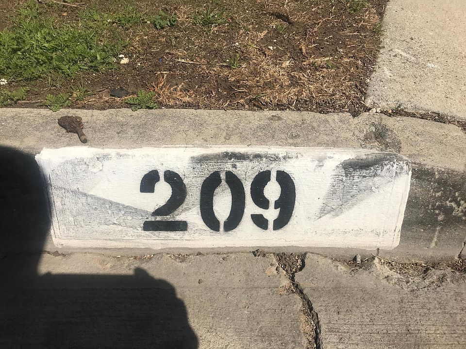 2nd image of 209 W 232nd Pl