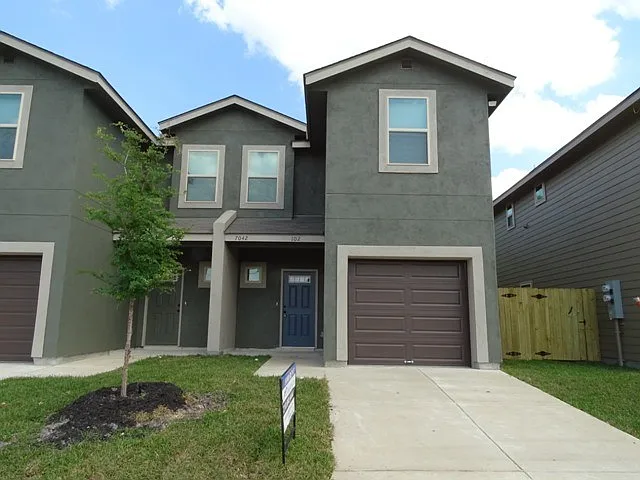 7042 Lakeview Dr #102 — Photo 5
