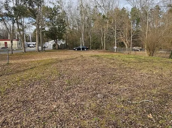 14 Williams Ditch Rd, Cantonment, FL 32533