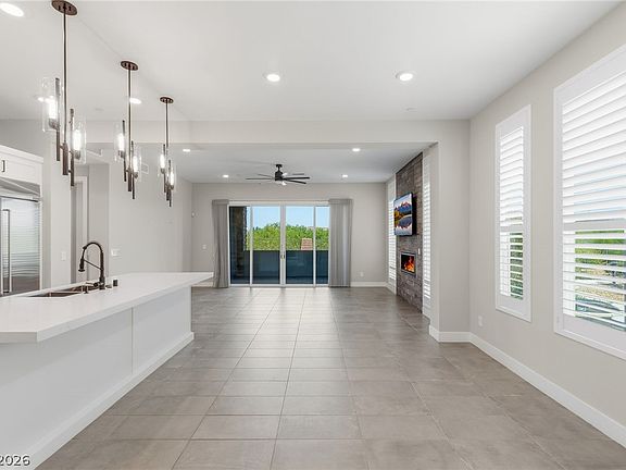5th image of 11280 Granite Ridge Dr Unit 1012