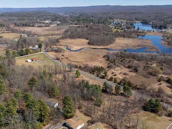 5th image of 335 Clove Rd