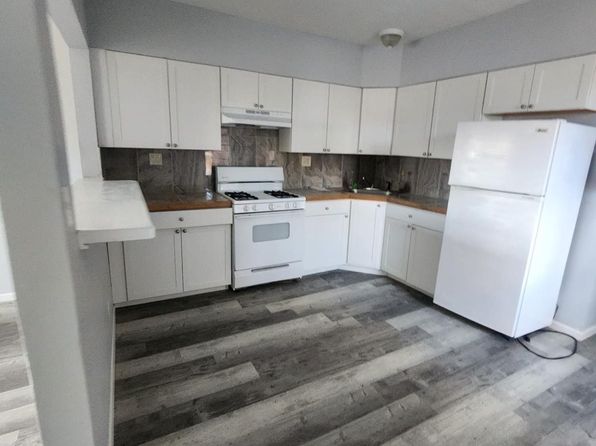 301 Tower Ave APT 2