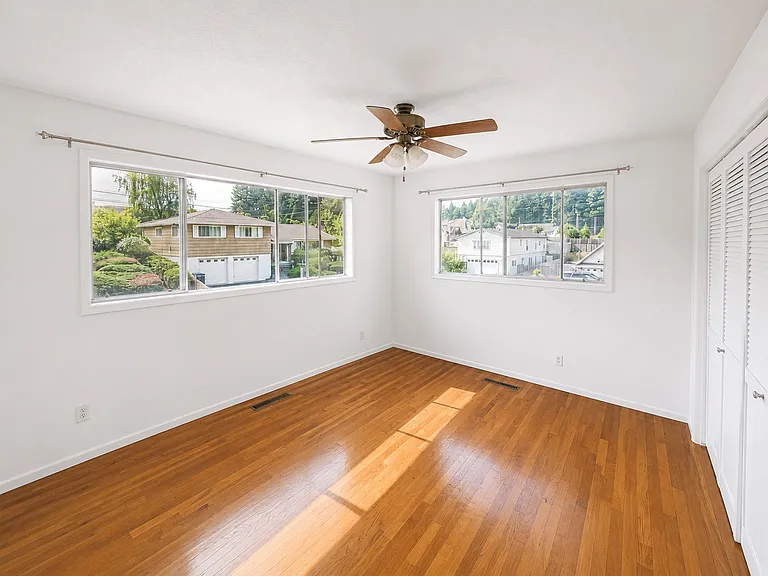 Lucia Ave — Photo 7