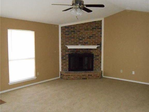 2nd image of 429 Guadalupe Dr