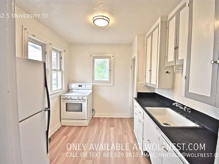 462 S University St — Photo 6