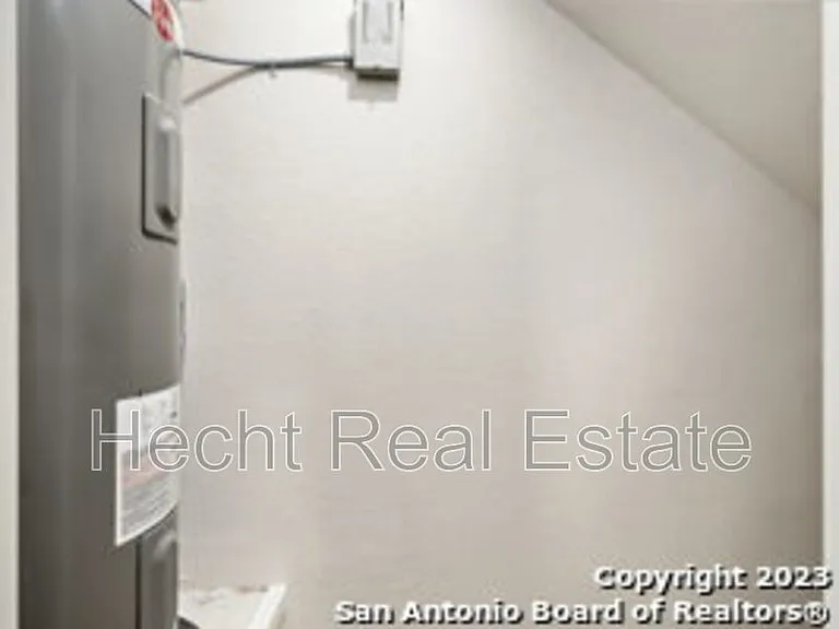 9919 Grove Mist #4 — Photo 12