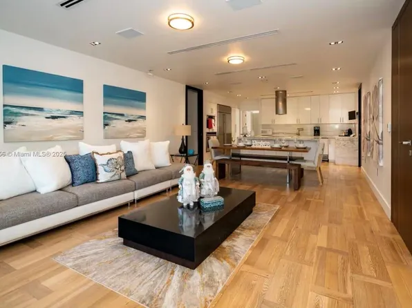 45 SW 28th Rd, Miami, FL 33129