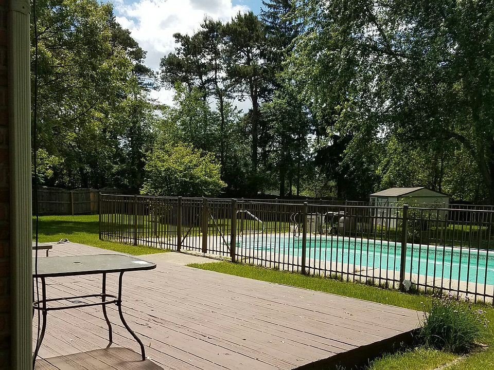 2nd image of 2938 Woodcock Ct