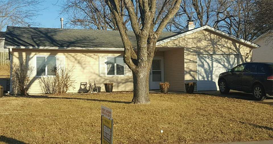 1st image of 2403 Kuhlmann Ave