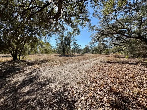 10 Langfordville Rd, Ridgeland, SC 29936