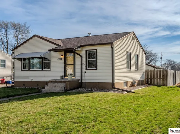 1136 N Garfield St, Fremont, NE 68025