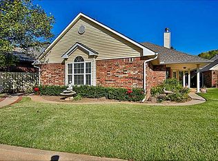 9011 N Timberview Dr, Midwest City, OK 73130