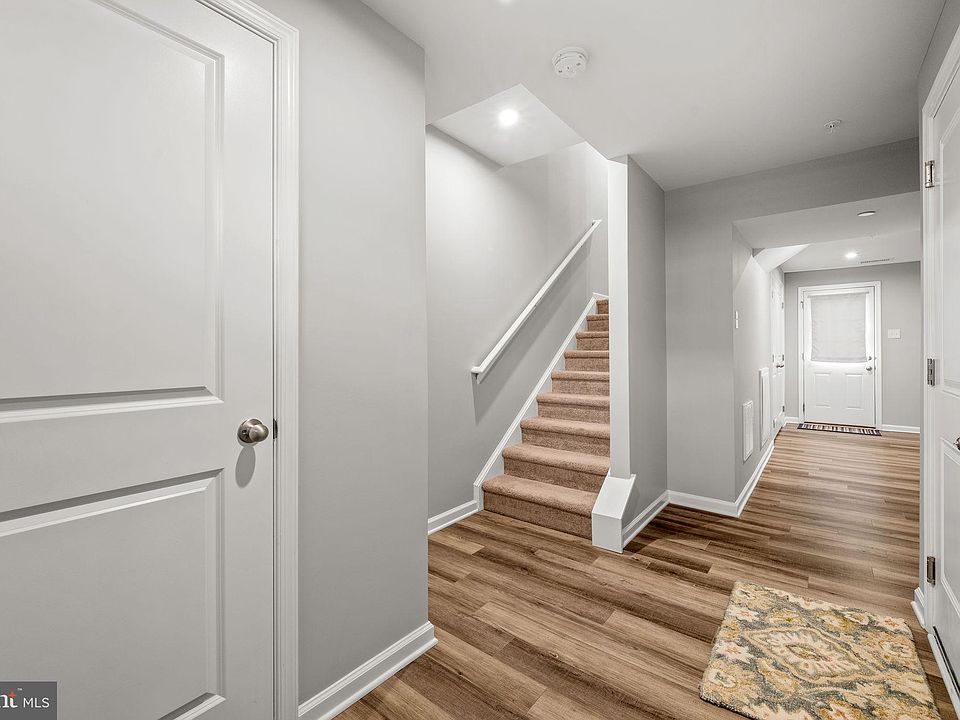 25 Foxwood Dr, Gilbertsville, PA 19525 Zillow