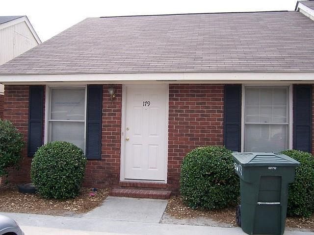 1st image of 140 Lanier Dr #179