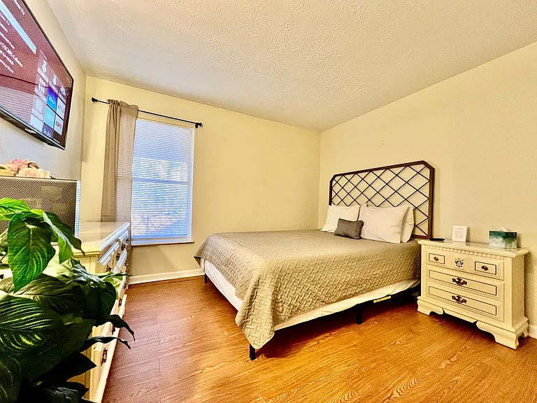 260 Overbrook Ct — Photo 11
