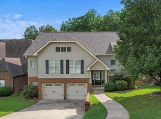 136 Victory Trl, Pelham, AL 35124