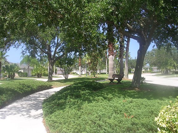 4th image of 4738 Parkstone Dr