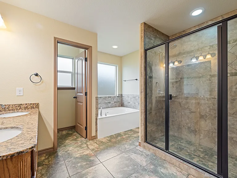 700 Cosper Creek Dr — Photo 14