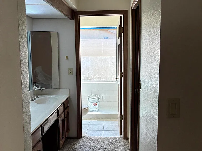 701 W Summit Pl — Photo 15