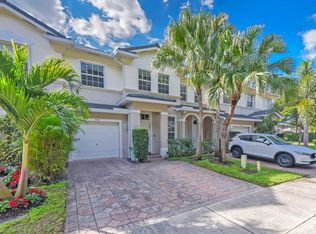 4438 Regal Ct, Delray Beach, FL 33445