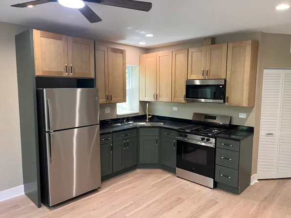 4901 W Parker Ave #1-6, Chicago, IL 60639