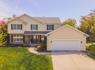 2507 Blarney Stone Ln, Bloomington, IL 61704