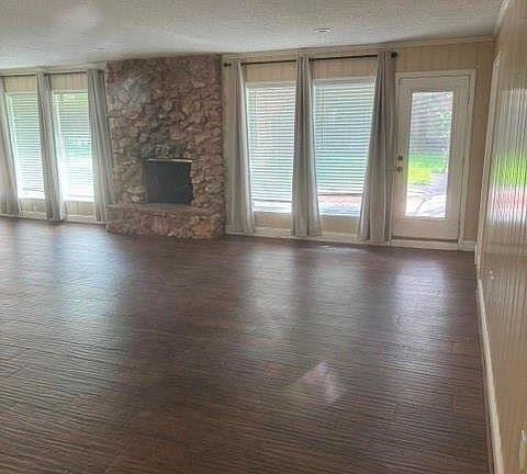 4th image of 6026 Coral Ridge Rd