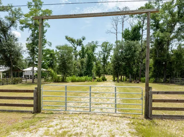 3 Boeing Dr, Live Oak, FL 32060