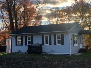 31 Lehigh Rd, Gouldsboro, PA 18424