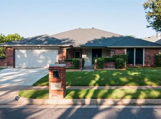3101 Wildflower Ct, Bedford, TX 76021