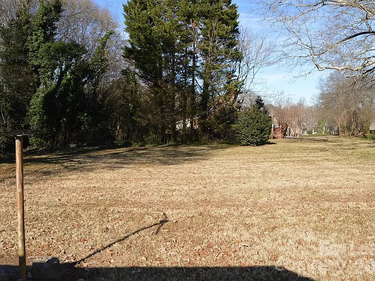 1225 Davie Ave — Photo 32